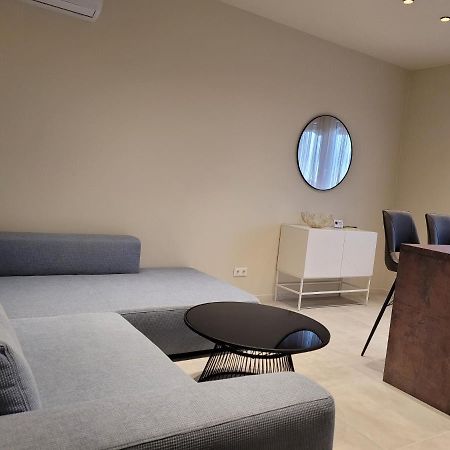 Lara II Apartman デブレツェン エクステリア 写真