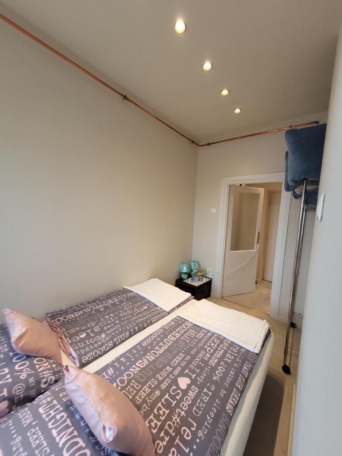 Lara II Apartman デブレツェン エクステリア 写真