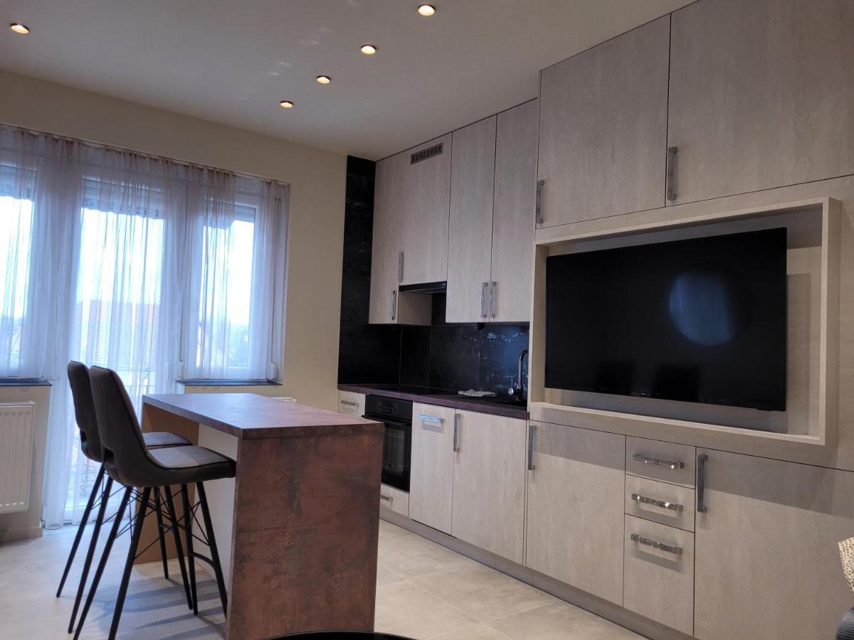 Lara II Apartman デブレツェン エクステリア 写真